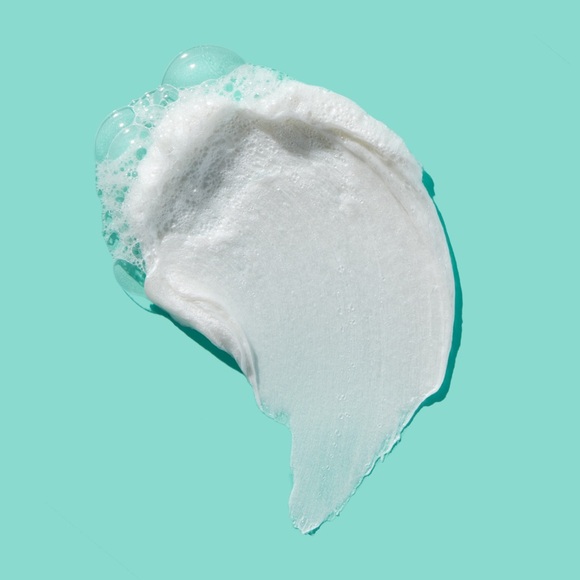 ORIGINS Checks and Balances Frothy Face Wash - Picture 2 of 4